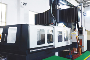 Extra large CNC centre